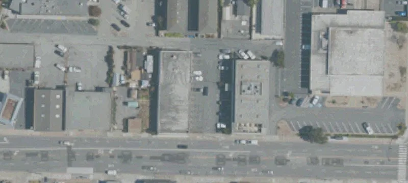 Broadway Ave