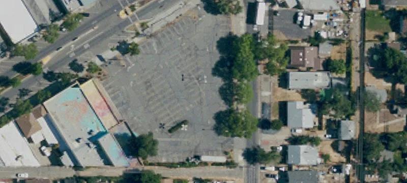 Fairfield St