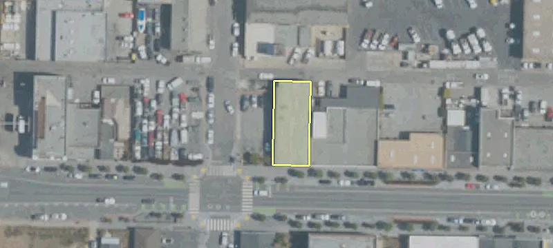 615 Broadway Ave