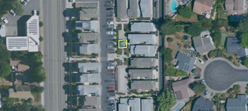1136 Healdsburg Ave