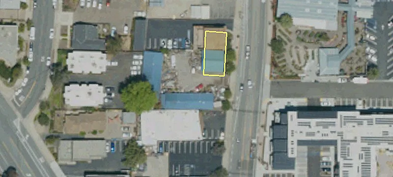 2087 Santa Barbara Ave