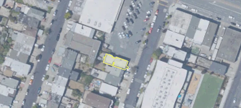 124 Oriente St