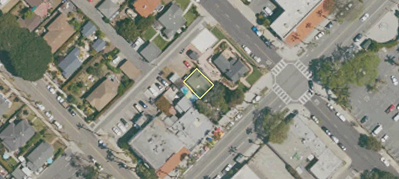 771 Linden Ave