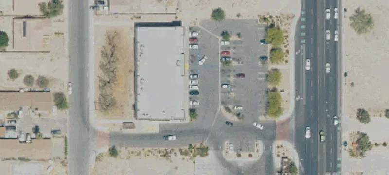13721 Palm Dr