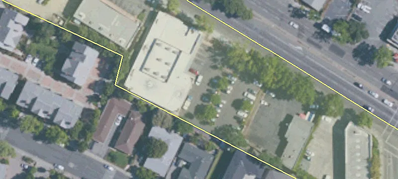 247 El Camino Real