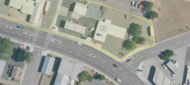 2450 Main St