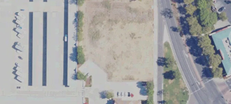 Pioneer Ave