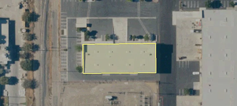 1935 Macarthur Dr