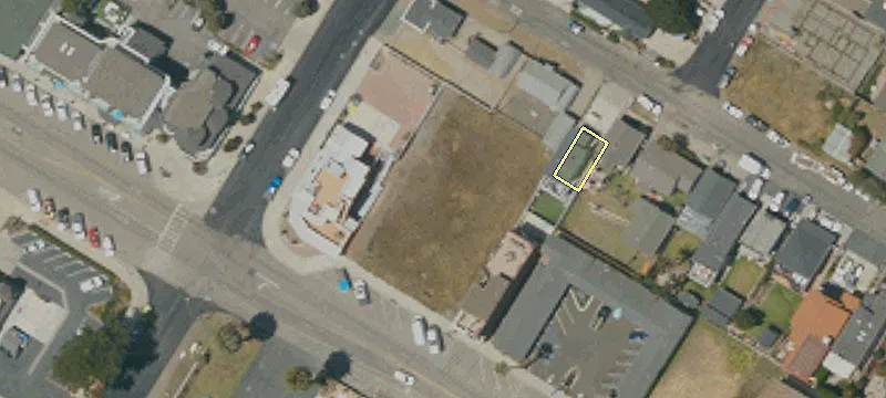 Ocean Ave