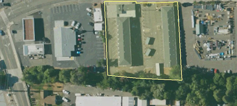 1332 Broadway