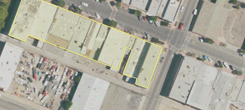 407 Ctr St
