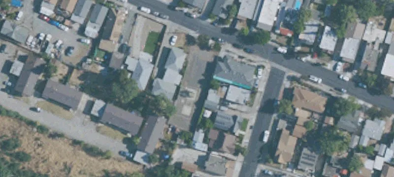 15th E St