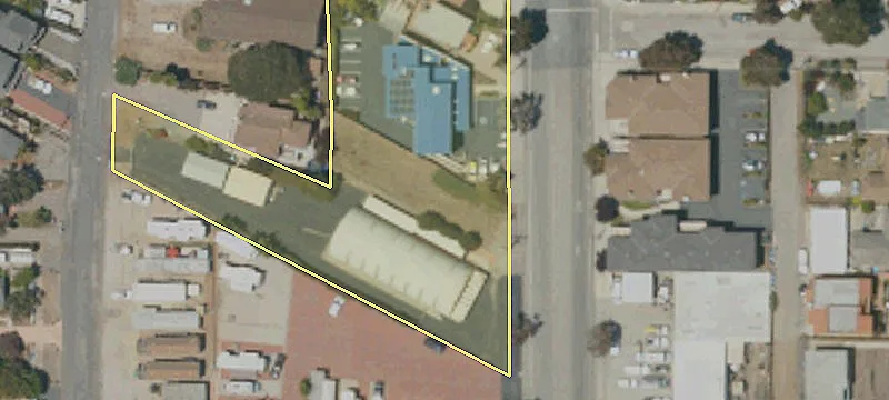 1151 Main St