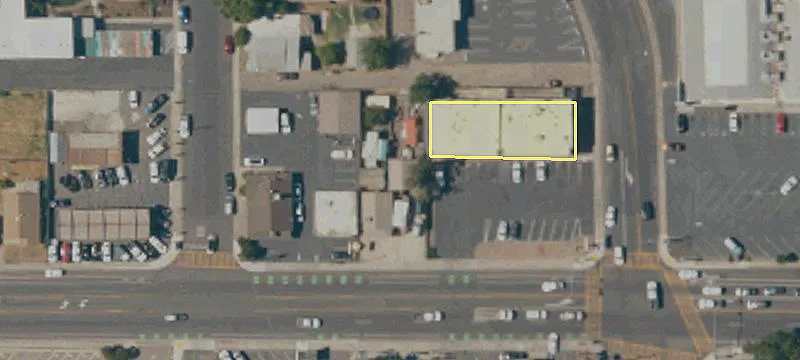 825 Yosemite Ave