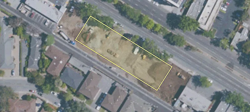 939 El Camino Real