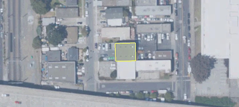 1018 Montgomery Ave