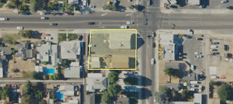 2885 Mccall Ave