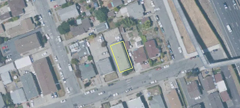 5269 Riverside Ave