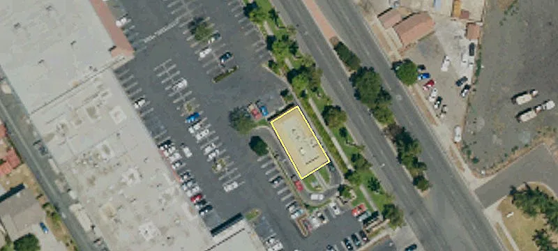 4790 La Sierra Ave