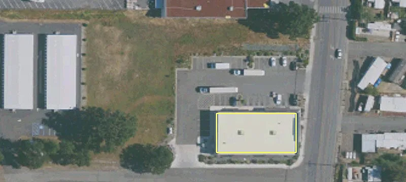 1405 Main St