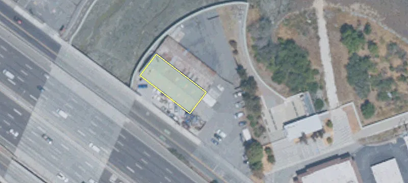 2023 Bayshore Rd