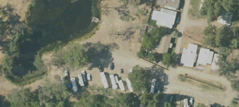 17604 Kings Cyn Rd