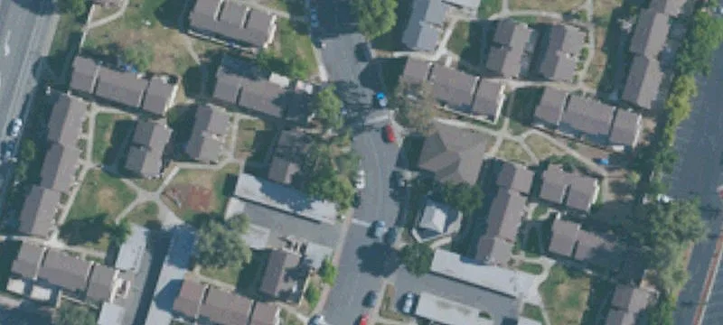 2131 Crestview Ln