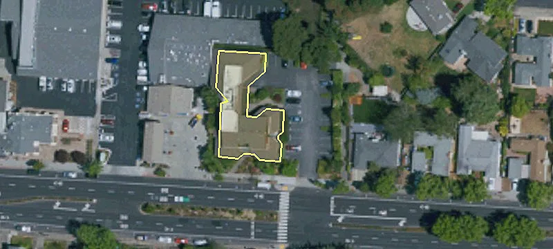 520 Tamalpais Dr