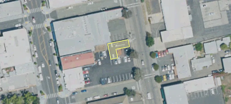 218 Main St