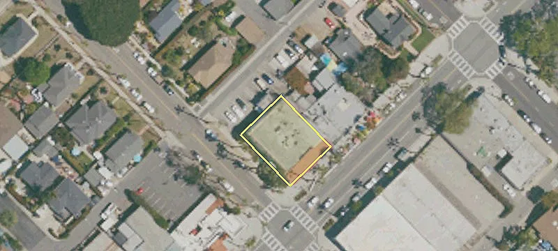 701 Linden Ave