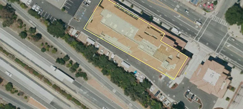 6320 El Camino Real