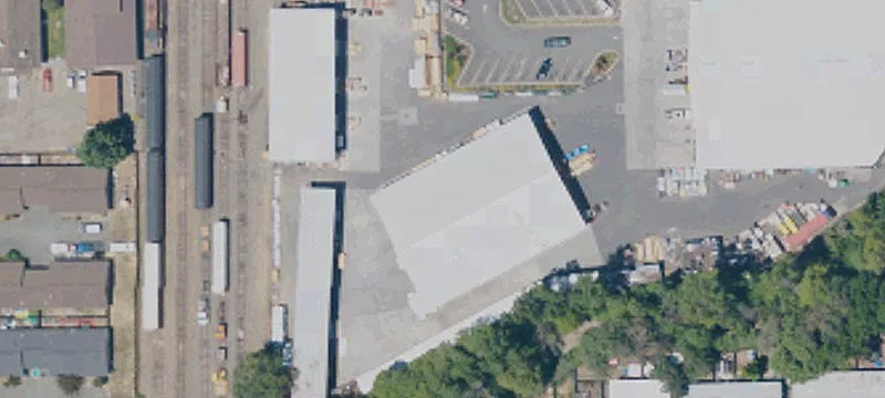 304 Commercial St