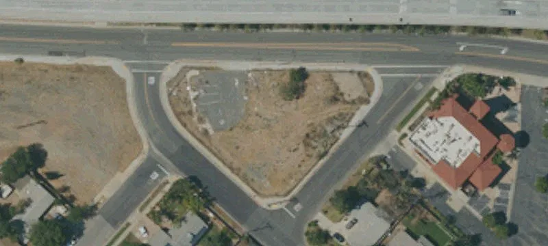2000 Frontage Rd