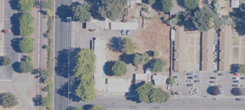 565 Ee St2-11