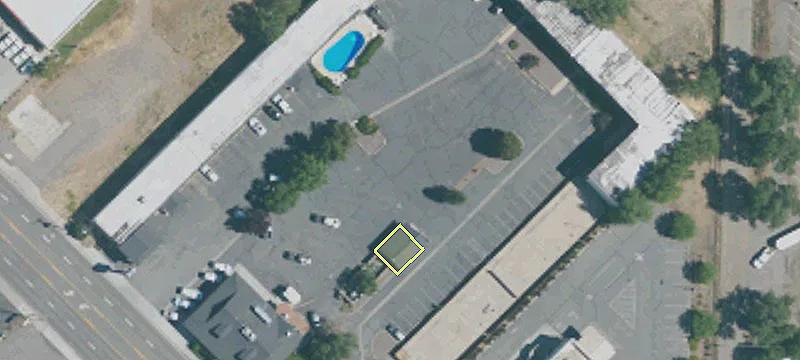 2785 Main St