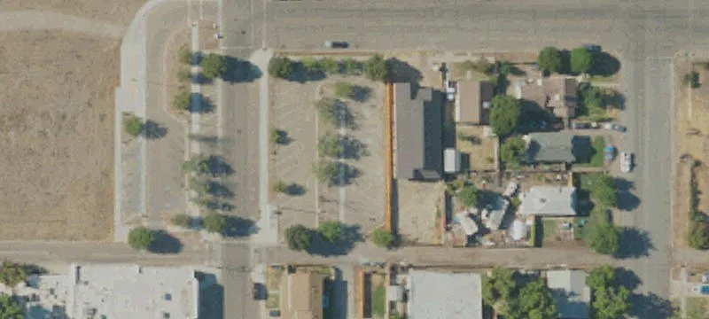 1217 Brokaw Ave