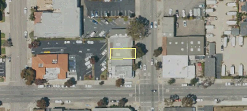 935 Main St