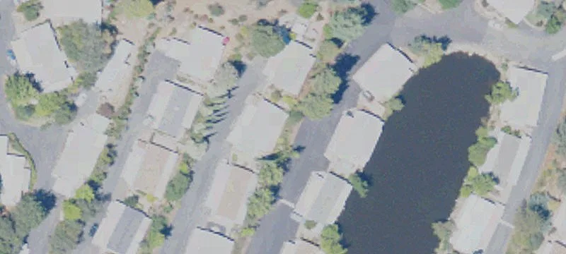 1911 Hillcrest Dr