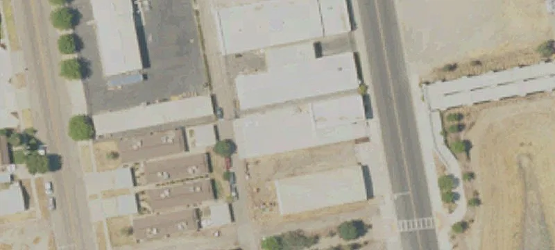 413 I St