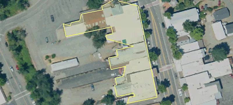 498 Main St