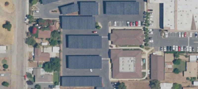1137 Poplar Ave