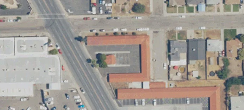 676 Main St