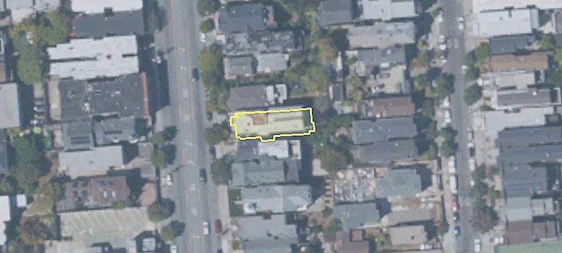 943 Van Ness Ave