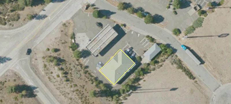 82 Vis Dr