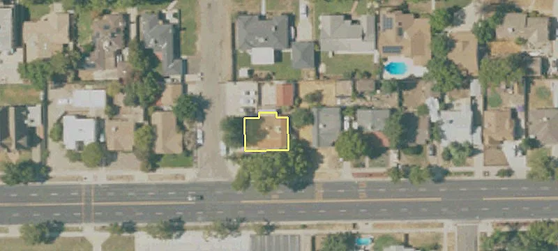 1008 Tulare Ave