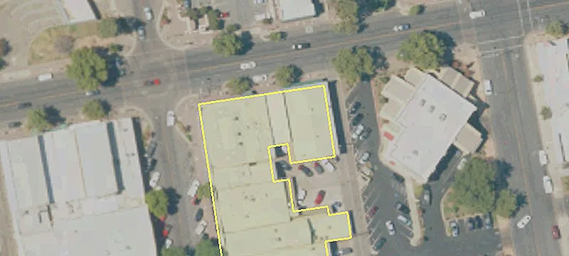 215 Tulare Ave