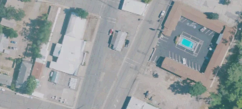 605 Main St