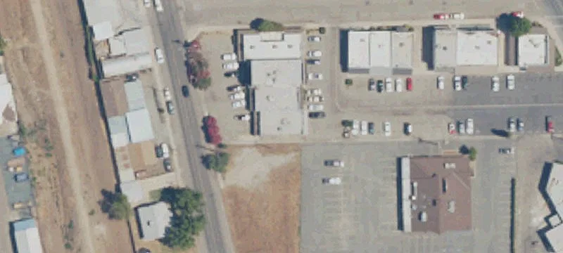 633 Main St