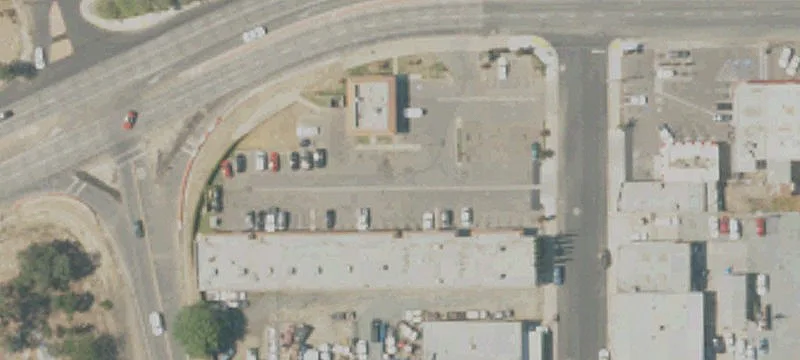 1363 Tulare Ave