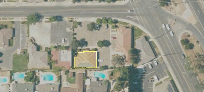 951 Merritt Ave